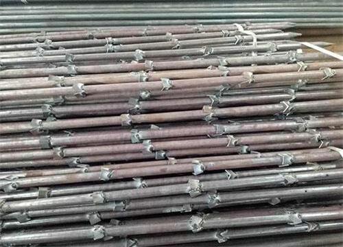 龙亭隧道钢花管